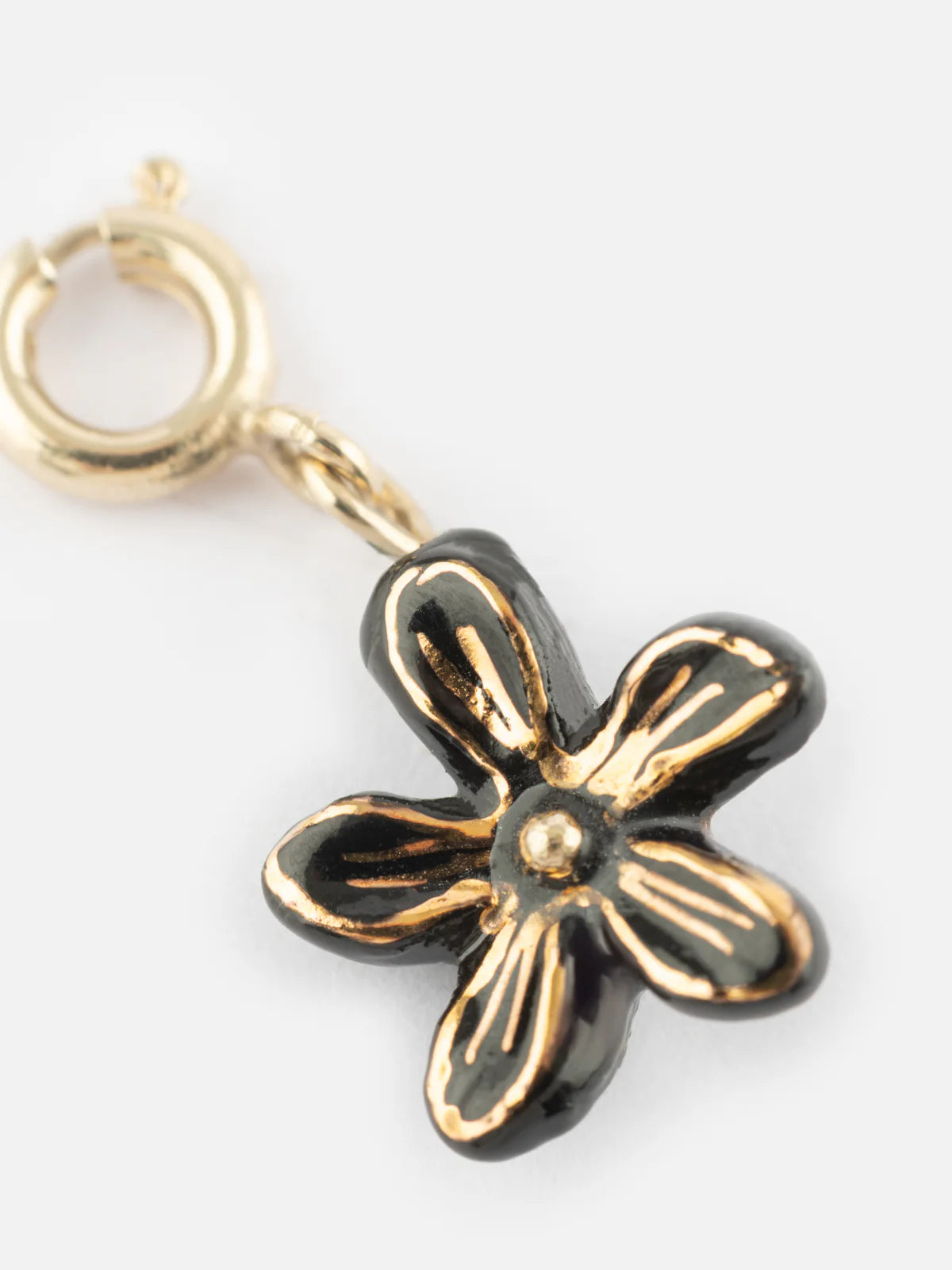 Charms fleur d'Erine noire