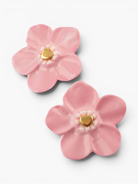 Boucles d'oreilles puces - Fleur de myosotis Octobre rose.