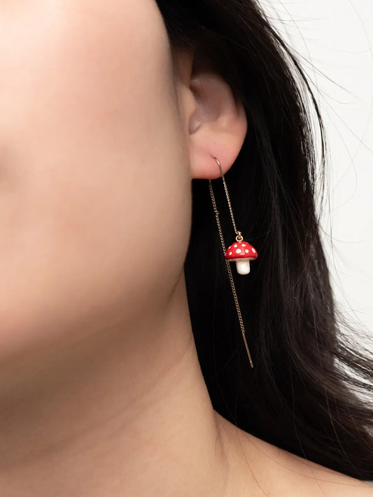 Longues boucles d'oreilles champignon et escargot