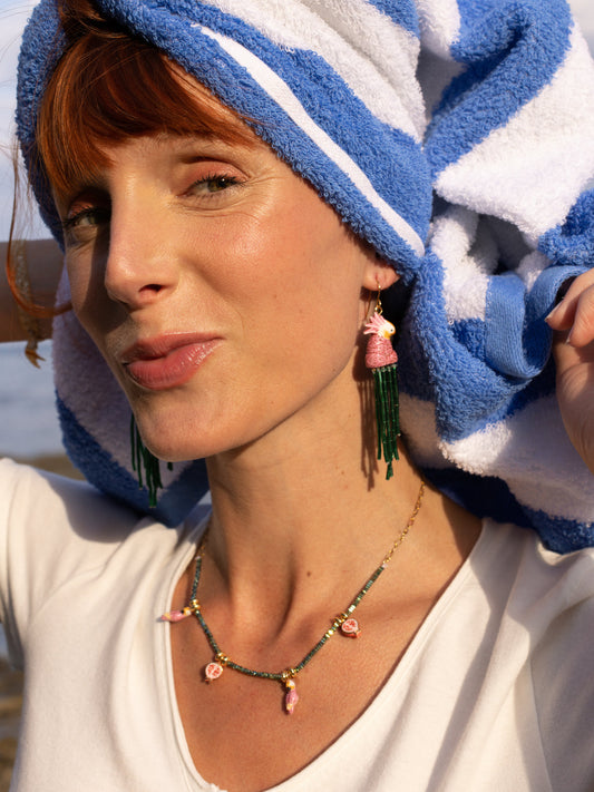 Collier perles d'hématite perruches & grenades