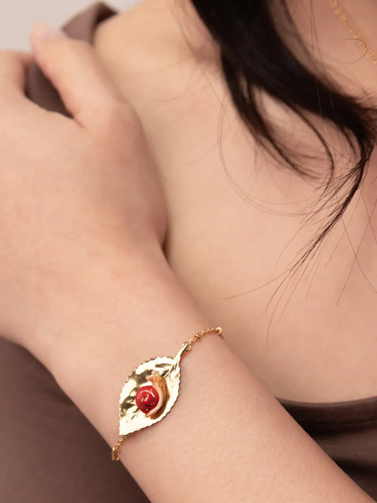 Bracciale con chiocciola e foglia