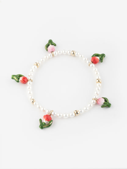 Tulip and white pearl bracelet