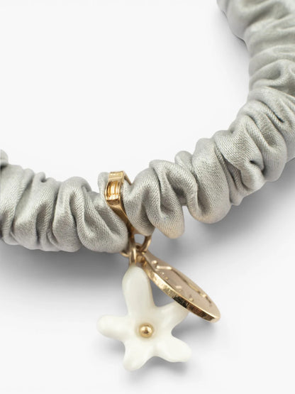 Bracelet chouchou gris, soie et jasmin
