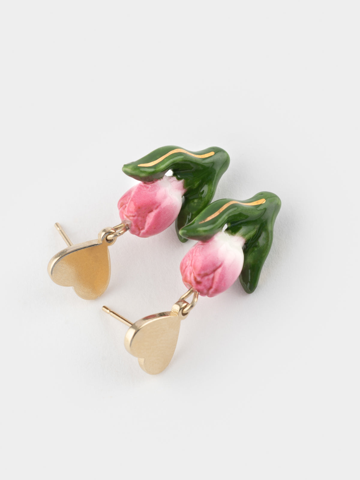 Heart and Tulip-shaped stud earrings