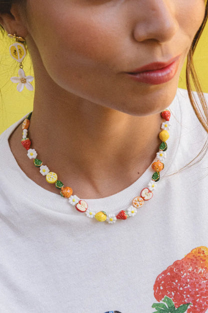 Collier perles fruits et fleurs