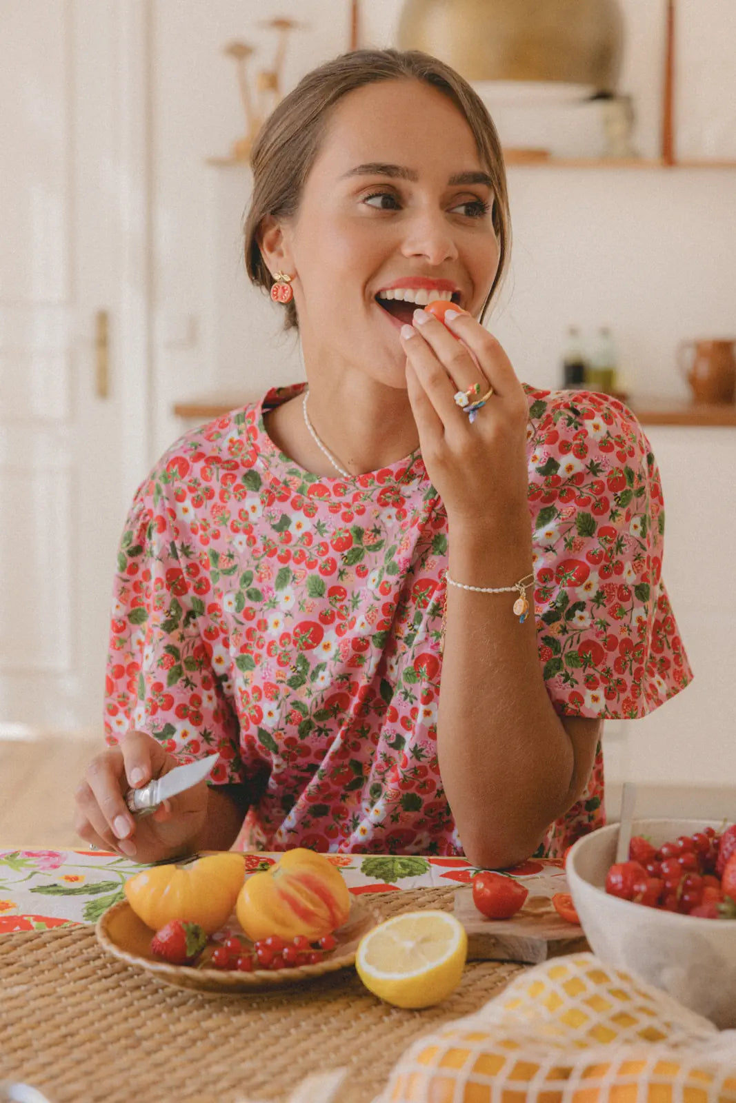 Pulci dell'orecchio del pomodoro