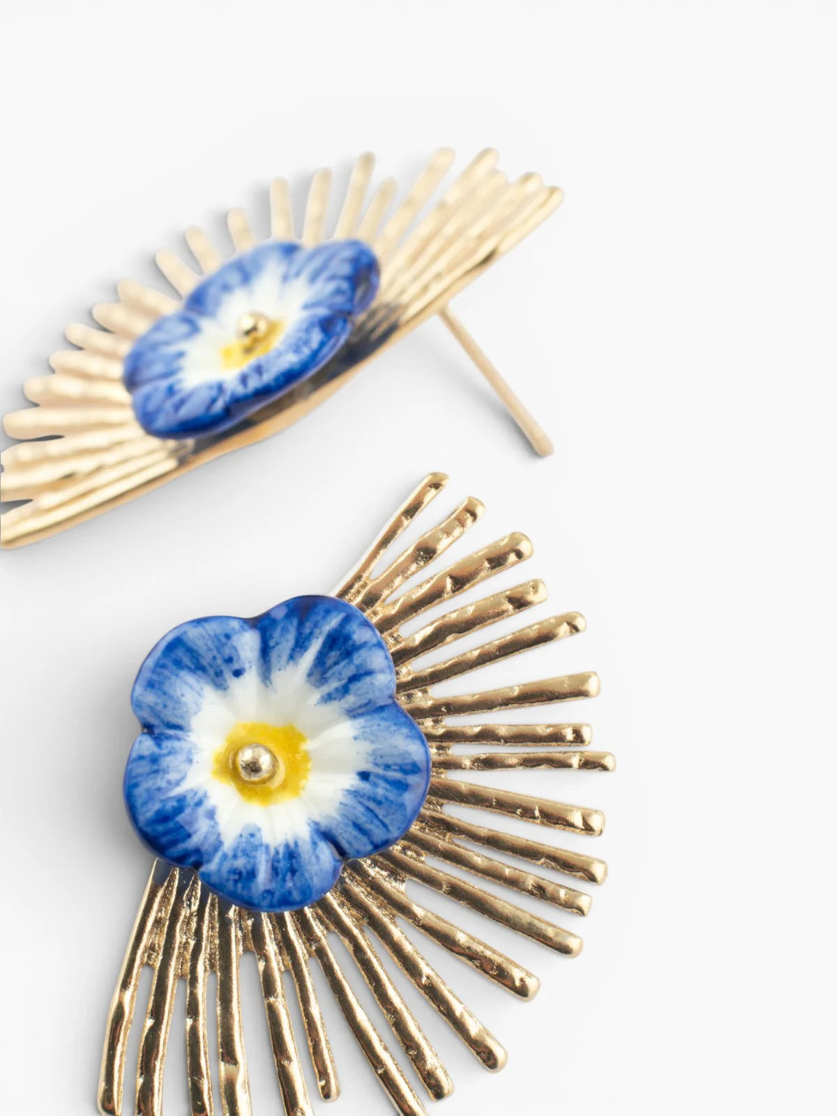 Boucles d’oreilles rose céleste bleue