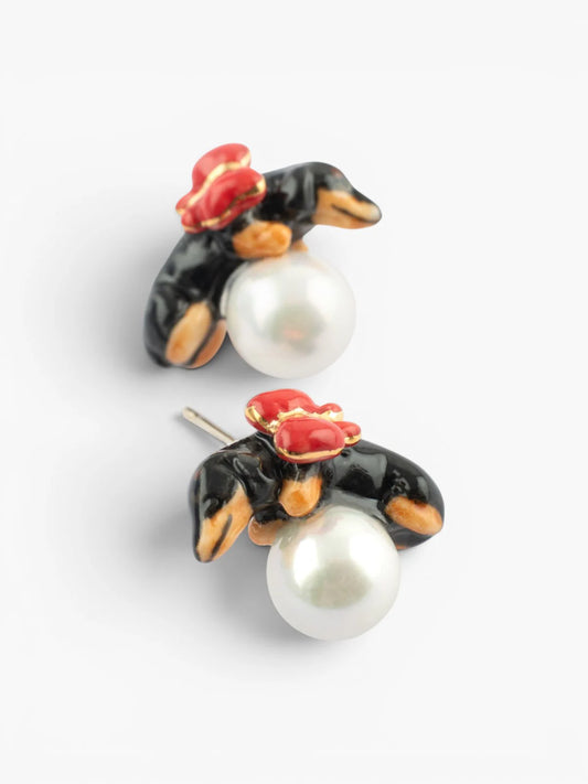 Boucles d'oreilles puces - Chien teckel et perle 15 ans