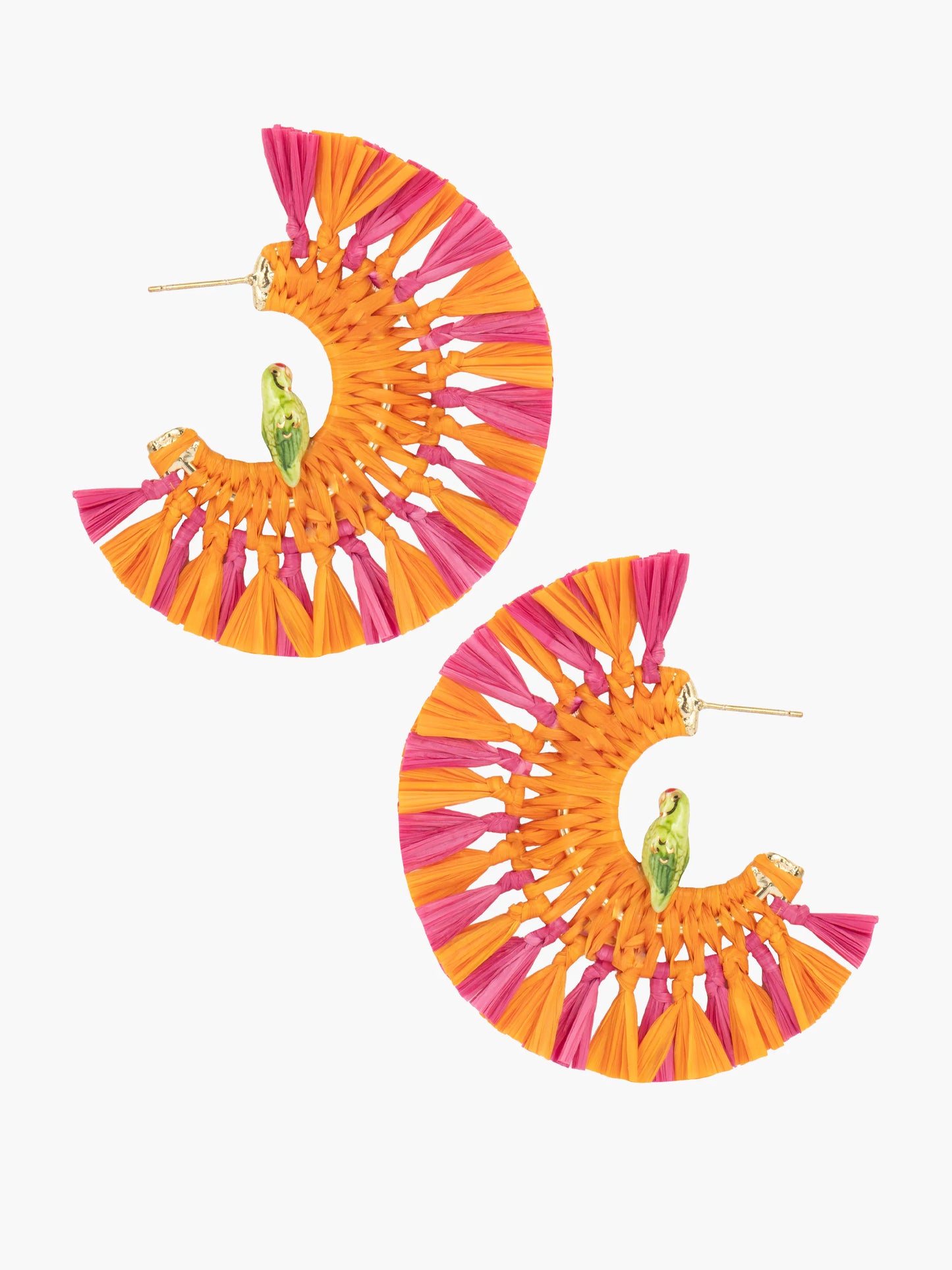 Boucles d'oreilles pendantes perroquet amazone et raphia