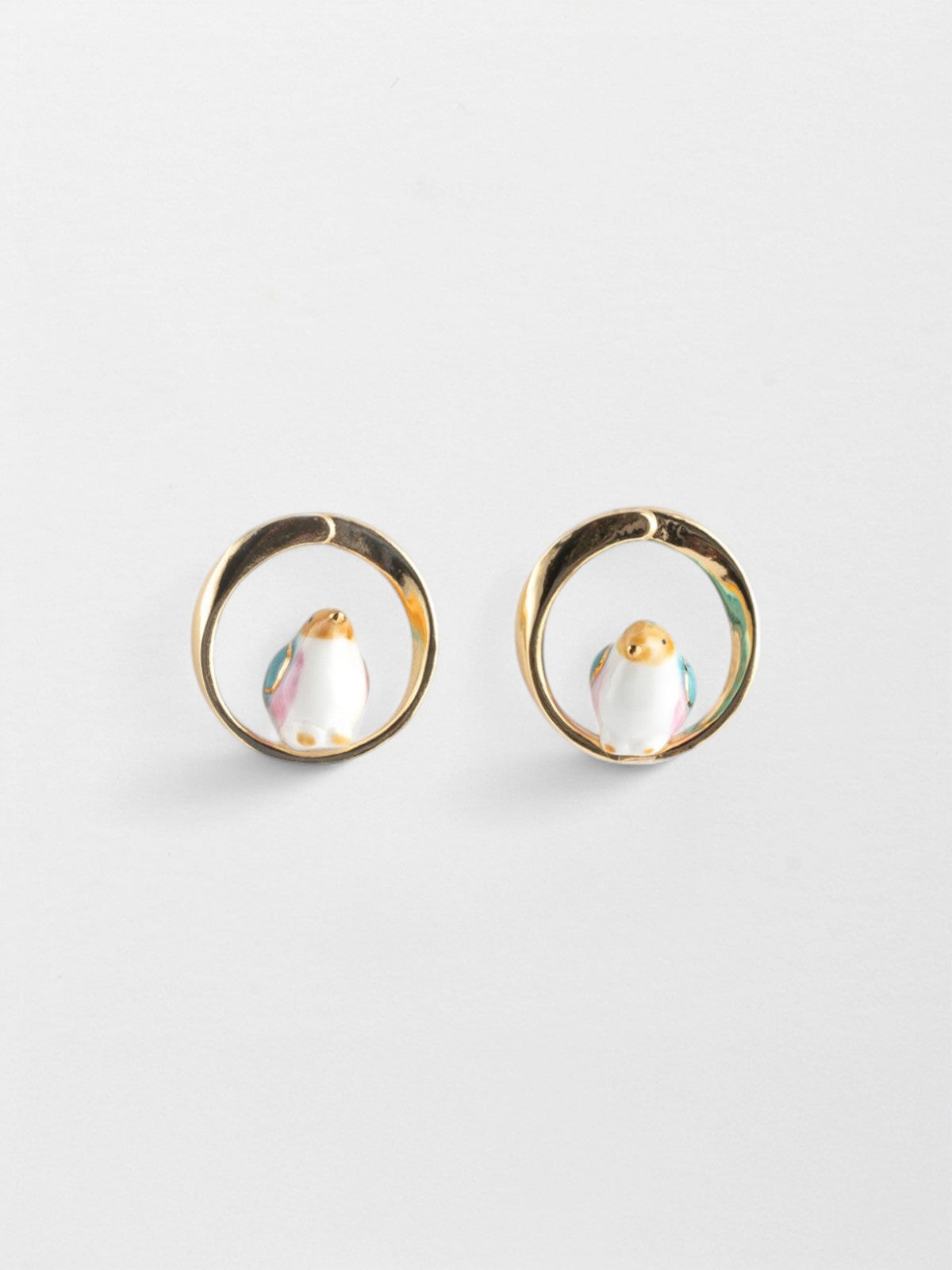 Orecchini rotondi a forma di uccello blu