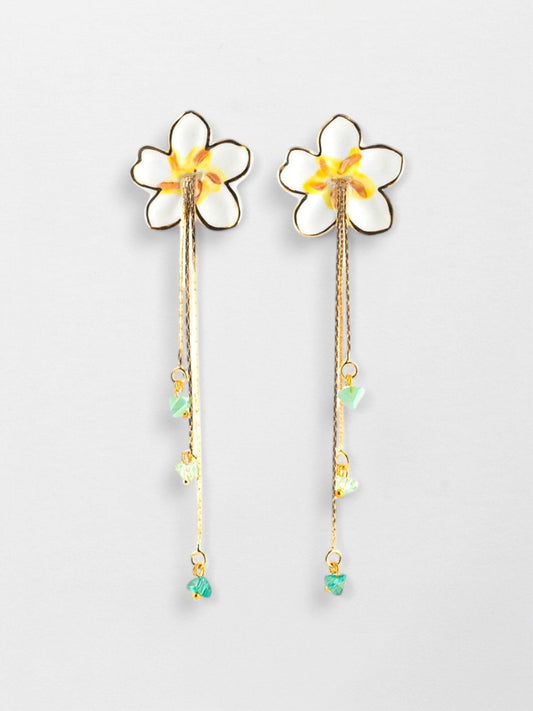 Boucles d'oreilles pendantes fleur de poirier