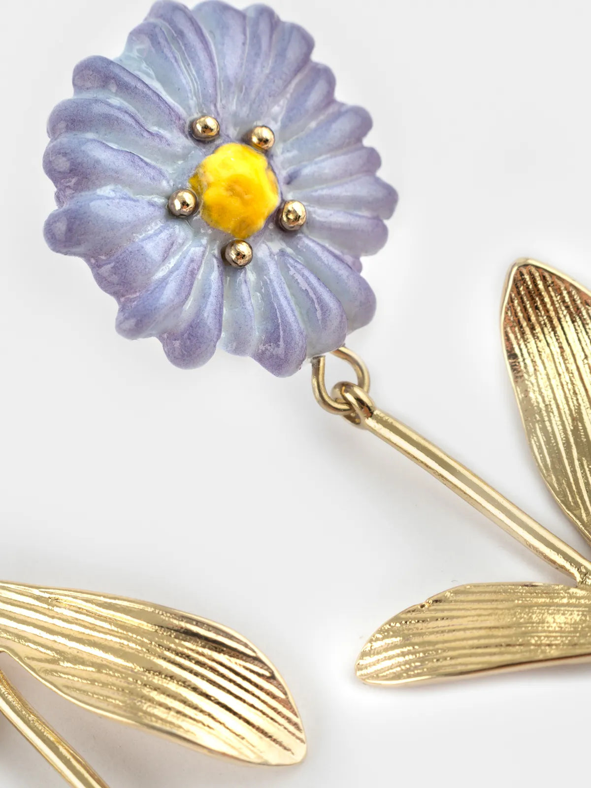 Orecchini pendenti con anemone blu