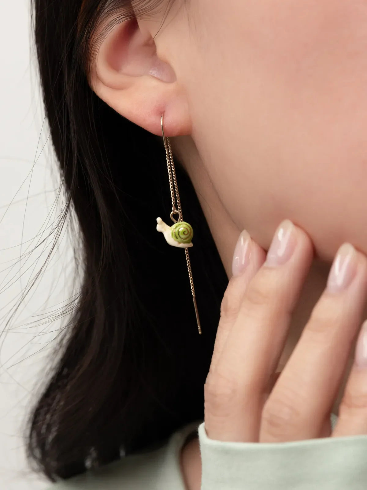 Longues boucles d'oreilles champignon et escargot