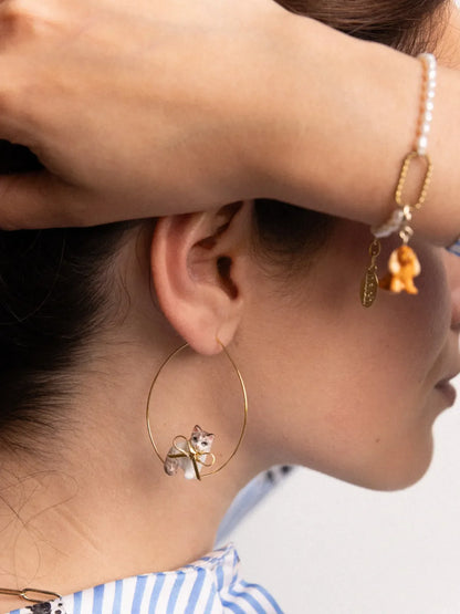 Grandi orecchini a cerchio con fiocco a forma di gatto Ragdoll
