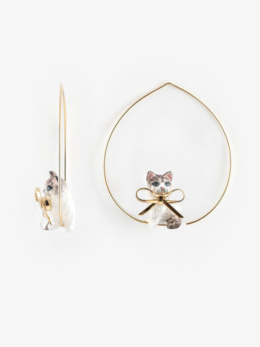 Grandi orecchini a cerchio con fiocco a forma di gatto Ragdoll