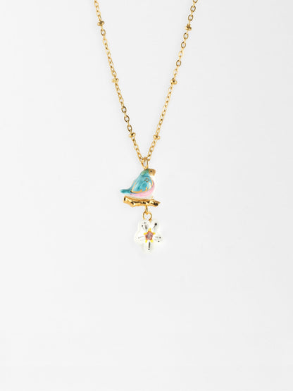 Collier oiseau sur branche et fleur