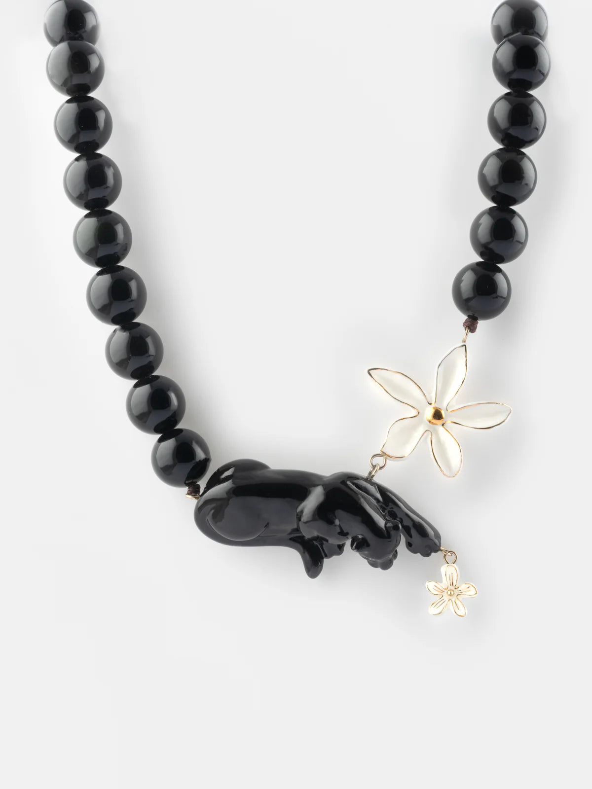Panther, flower and pearl necklace