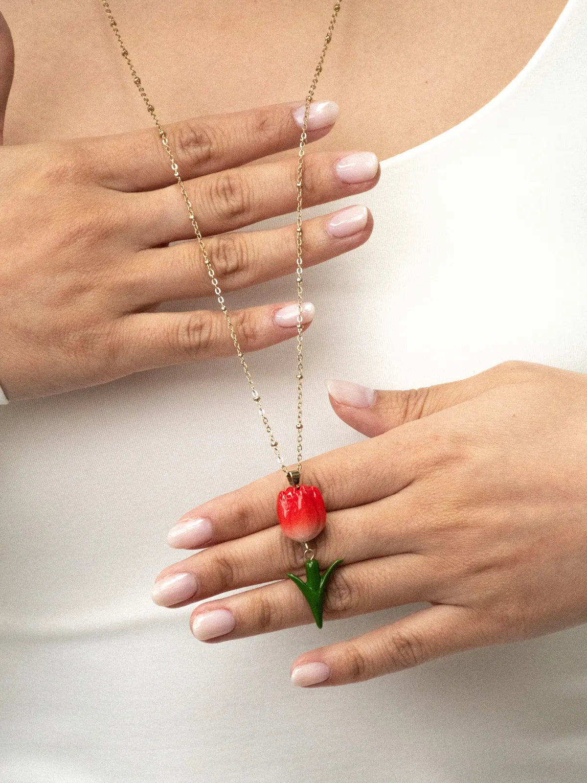 Long collier Tulipe rouge