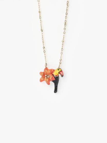 Collana con giglio tigrato e tucano