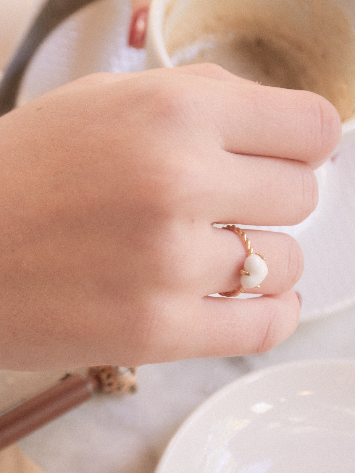 bijou bague torsadée coeur porcelaine peinte à la main
