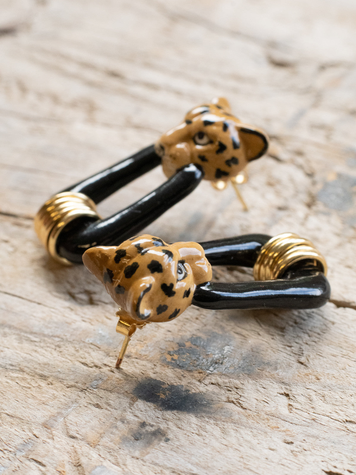 Boucles d'oreilles noires léopard