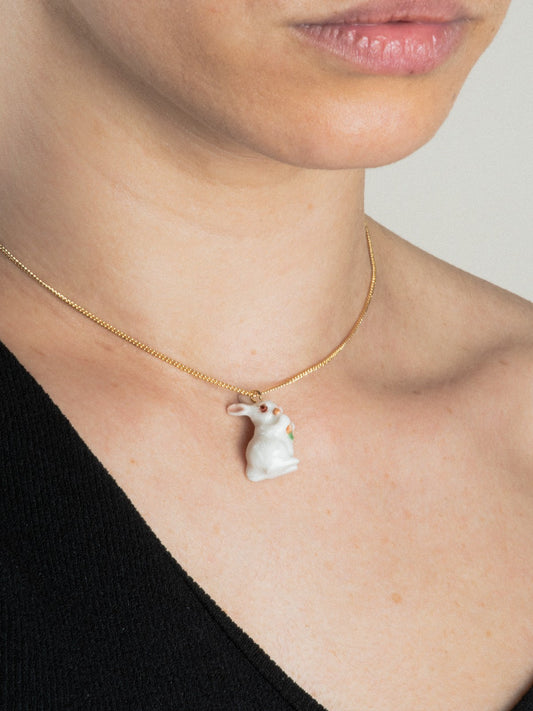 collier pendentif en porcelaine lapin peint à la main chaîne doré