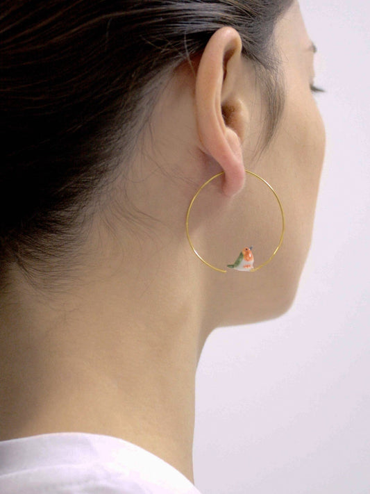 créoles dorées rouge gorge