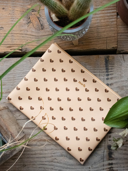 Pochette coeurs léopard
